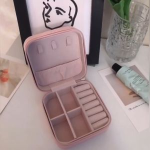 Luxury Flannel Jewelry Storage Box - Mini Travel Case for Necklaces Rings Earrings Estetik PH