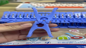 Kẹp áo rời Duy Tân 1 bộ 30 cái (màu ngẫu nhiên)