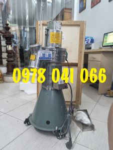 Máy nghiền thảo dược tam thất dạng búa DF45 có 6 búa cực khỏe