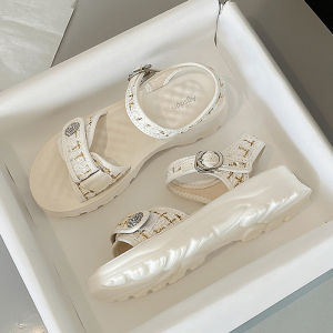 LHMonday  พร้อมส่งในไทย รองเท้ารัดส้นผู้หญิง สินค้าดีมีคุณภาพ ทรงสวย เรียบหรูดูเเพง เเต่งตัวง่าย เเมทช์ได้กับทุกลุค นุ่มนิ่ม หากสนใจรีบซื้อเลย สุดคุ้ม