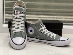 ลงเท้าหุ้มข้อ รุณ Converse all star Classic มีไซส์ 36 ถึง 45 มีหลายสีให้เลือก (10สี) รับประกันสินค้าสินค้าถ่ายจากรูปจริง