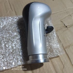 Tay nắm cần số Howo A7 12 số. Tay đấm số Howo A7. Quả đấm số tay số hơi đầu kéo A7. VIE PARTS.