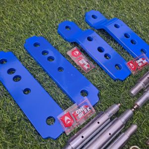 F-One Shark FOS Anting Shackle Adjustable ADJ Per Daun Lift Up Belakang Nissan Navara Premium