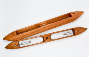 กระสวยกี่กระตุก กระสวยไม้ กระสวยกี่กระตุกทอมือ อุปกรณ์ทอผ้า