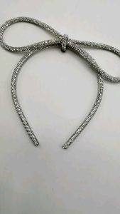 ที่คาดผม ไม้คาดโบว์เพชร คาดผมสไตล์คุณดิว พร้อมส่งในไทยhipaholic