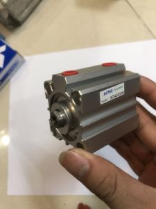 Xi Lanh Compact Airtac SDA32X30 Và SDA32X30B (Loại Không Từ) Ren Trong Ren Ngoài