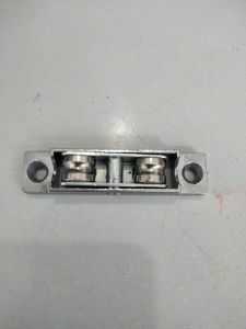 Bánh xe cửa lùa cửa nhựa lõi thép