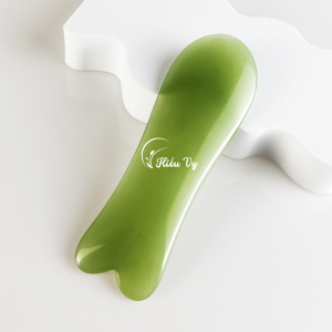 Bộ dụng cụ cạo gió ấn huyệt massage 7 món cho mặt và body chất liệu nhựa cứng loại đẹp