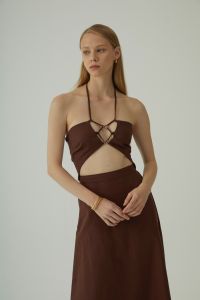 Twotwice - Aimée Maxi Dress - เดรสยาวผ้าลินิน อะไหล่ทองโลโก้พิเศษฉบับ Twotwice