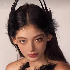 Black swan feather hairpin hair accessories suitable for Halloween parties coming of age ceremonies cosplay stage performances - 1PCS