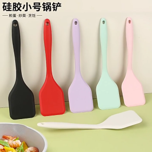 Kitchen Spatulas Convenient Tool Silicone Cooking Spatula Heat Resistant Nonstick Kitchen Tool for Frying and Stirring
