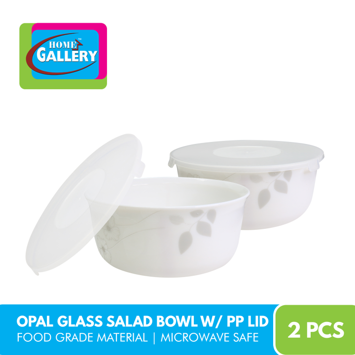 Glass salad outlet bowl with lid