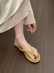 [FreeShipping] 2025 New Summer Womens Flat Sandals for Outdoor Wear Beach Vacation Flip-Flops Simple Casual Sandals