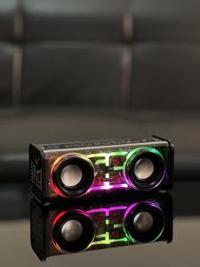 ลำโพงบลูทูธ V8 เบสแน่น เบสหนัก TWS สเตอริโอ ลําโพงซับวูฟเฟอร์ ไร้สาย ลําโพงไร้สาย สวย เสียงดี