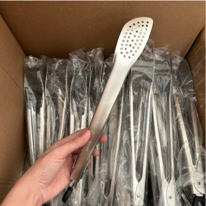 Cây Kẹp Chiên Khoét Lỗ Thép Không Rỉ 304 LOẠI DÀY  Dài 315cm Rộng 4cm Nặng 131gr Kẹp Đồ Chiên Gắp Thức Ăn Không Bám Dầu