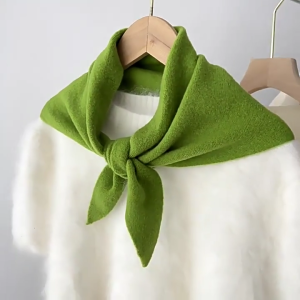 Khăn quàng cổ len tổng hợp thích hợp cho các hoạt động ngoài trời khác nhau và mặc hàng ngày cho giản dị và hoạt động thể thao
