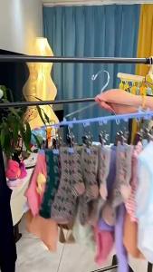 Giá phơi tất inox mới có nhiều kẹp dùng cho gia đình chống gió và giá phơi đồ lót liền mạch bán buôn