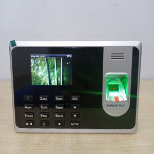 Máy chấm công vân tay Ronald Jack RJ550