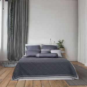 Bộ ga phủ 180*200 esb 22054 gồm: 01 Ga phủ + 01 Vỏ chăn 200*220 + 02 Vỏ gối 45*65