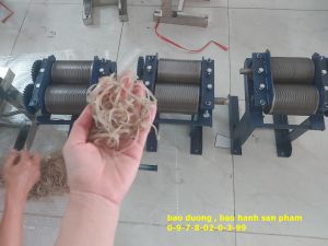Bán lẻ máy cắt sợi da heo khung thép lô thép mạ inox. miễn ship