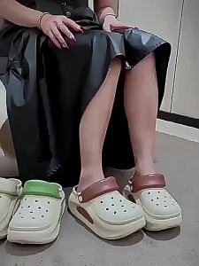 WomenS Summer Shoes Cute Thick-Soled Height-Increasing Beach Non-Slip Sandals Outdoor Slippers Closed-Toe Clogs