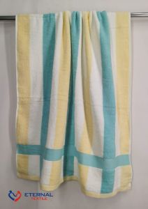 1pc 70x140CM - TUWALYA / Cotton Striped Bath Towel  Absorbent & Quick-drying Face Towel Super Soft & Thickened Bathing Towel For Home Bathroom Ideal Bathroom Supplies XK-15