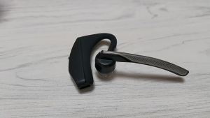 Cross-Border Legend v8v9pl5200 Bluetooth headset business type standby phone stereo sound suitable for driving and sports 5.0