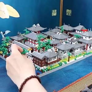 Lezi Architecture Ancient Pavilion Temple Tower Lake Garden Gate LED Light ModelDiamond Blocks Bricks Building Toy No