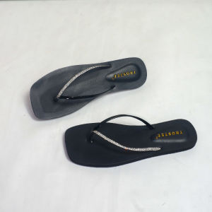 Thostee Sandal Jepit Karet Wanita Lily