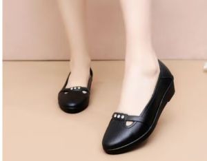 Free Shipping New Pointed-Toe Low-Heel Fashion Flats Comfortable Soft-Soled Versatile And Elegant Work Shoes Wedge Heel Shallow Toe Mom Shoes