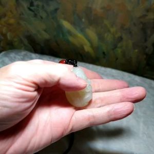 Gegegems Collection light greenish light yellowish Nephrite with lucky "Water Wave" lines and a hint of purplish carved God of Wealth Ruyi Ingot Jade pendant (with certificate) 和田玉元宝如意财神吊坠淡黄淡绿带发财水线少许淡紫(带证书)