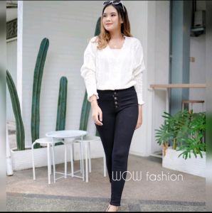 Celana Jeans Kancing Lima Fashion Wanita: Pilihan Highwaist & Big Size