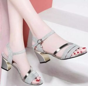 sandal high heels dubay terbaru/sandal wanita high heel dubay terbaru /sandal hak tahu 5 cm kekinian/sandal wanita hels kondangan/sandal wanita hels pesta/sandal wanita high heel teemurah/sandal wanita high heel kekinian