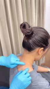 พิมเสนน้ำคุณมี Khunmee Borneol Mixture กลิ่นกาสะลอง หอม ผ่อนคลาย 8 ml.