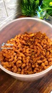 SPESIAL beli 1 gratis 1 makaroni pedas daun jeruk 100gr+50gr free makaroni pedas daun jeruk exstra balado cemilan varian rasa makanan ringan pedas snack murah paling laris