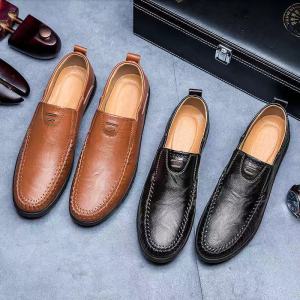 Men s shoes รองเท้าหนังสีดําอินเทรนด์เหมาะกับธุรกิจของอังกฤษแหลมรองเท้าลําลองผู้ชาย รองเท้าหนัง