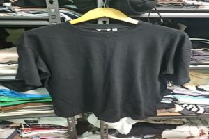 U nq Men Basic Crew Neck Loose Fit T-Shirt True to Size