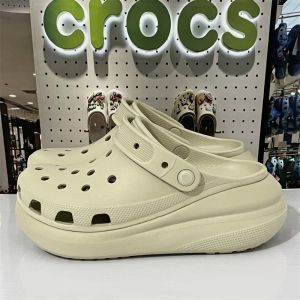 《302》Crocs crush clog beach shoes with anti slip and increased softness # 207521