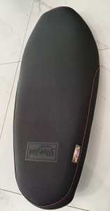 SOMJIN CLICK 125 i/CLICK 150 i(plastic ilalim)FLAT SEAT Assembly