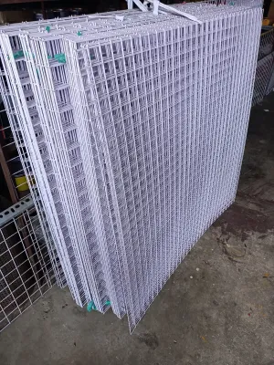 Lưới sắt ô vuông treo đồ bán hàng treo phụ kiện làm khung trang trí decor làm phụ kiện chup ảnh làm hàng