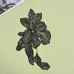 FUTUI งานทำมือ ดอกไม้ลูกไม้ applique สีขาวขาว สีดำสีดำ ผ้า applique ประณีตประณีตประณีต งานฝีมือดีไอวาย แพทช์ผ้า ชุดเดรส