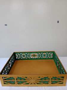 box hadiah natal warna hijau emas
