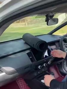 Suitable for RHD Benz GLA X156 2014-2019 Car Anti-Slip Dashboard Cover Avoid Light Pad Instrument Panel Mat Case Carpets