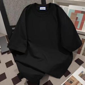 (จัดส่งจากกรุงเทพฯ) ใหม่ ฤดูร้อน สไตล์ญี่ปุ่น การ์ตูนเครยอนชินจัง เสื้อยืดคอกลมแขนสั้น สไตล์วิทยาลัย คู่รัก MM เสื้อผ้าผู้หญิงอ้วน ไซส์ใหญ่