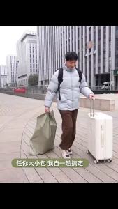 BHQ Roller Travel Bag Large Capacity Clothes Quilt Moving Packing Heavy-duty Waterproof Weekender Duffel Bag 滑轮行李袋