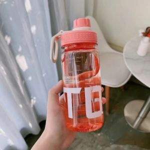 NOBLEE Dung tích lớn 06L/08L/1L Chai nước Nhựa Chống rò rỉ Chai nước trong suốt Tái sử dụng Có dây đeo tay cầm Bình uống nước tập thể hình Thể thao ngoài trời