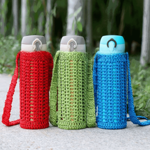 QUA Reusable Knitted Water Bottle Cover Handmade Heat Insulated Thermos Cup Sleeve Comfortable with Strap Water Bottle Carrier Bag Travel