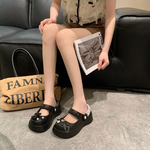 LEAShop งานเข้าใหม่พร้อมจัดส่ง รองเท้ารัดส้นหัวโตผู้หญิง งานดี ทรงน่ารัก พร้อมส่งให้เลือก 4 สี บอกเลยว่าสีสวยใส่สบายแมทช์ง่าย แถมฟรีตัวติดสุดน่ารักให้ครีเอทลุค ใครสนใจรีบสั่งเลยด่วนๆ