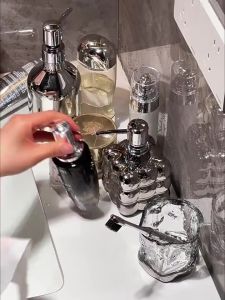 Suction cup washbasin storage rack faucet wall mounted no drilling bathroom mirror sink storage【24 hours Delivery】COD
