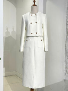 Áo khoác nữ HeraDG dáng ngắn nẹp giao chéo 2 hàng khuy kết hợp chân váy suông xẻ trước túi hộp 2 bên WSTBD2043A-J